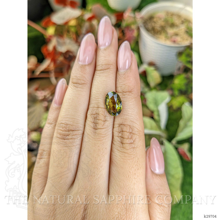 5.01 Ct. Yellowish Green Chrysoberyl from Ceylon (Sri Lanka)