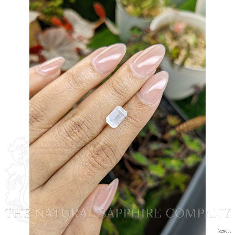 1.61 Ct. White Moonstone from Ceylon (Sri Lanka)