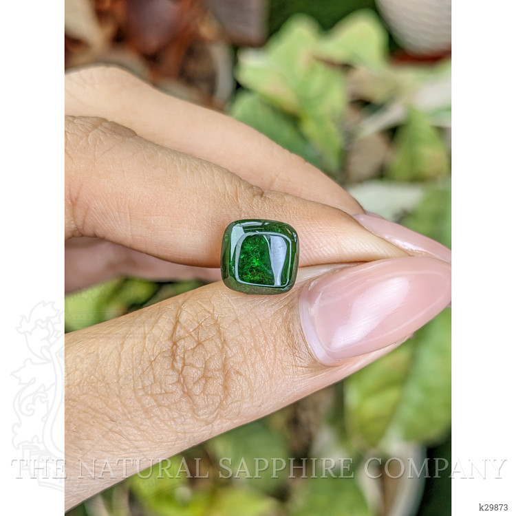 4.63 Ct. Cabochon Tsavorite Garnet from Tanzania