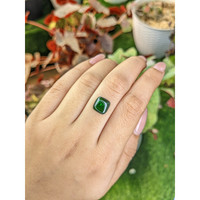 4.63 Ct. Cabochon Tsavorite Garnet from Tanzania Life Style