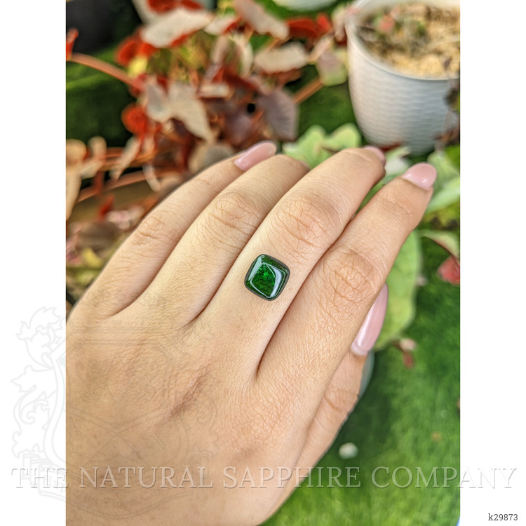 4.63 Ct. Cabochon Tsavorite Garnet from Tanzania