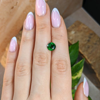2.52 Ct. Tsavorite Garnet from Tanzania Life Style