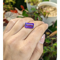 6.28 Ct. Purple Amethyst from Ceylon (Sri Lanka) Life Style