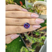6.23 Ct. Purple Amethyst from Ceylon (Sri Lanka) Life Style