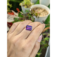 5.11 Ct. Purple Amethyst from Ceylon (Sri Lanka) Life Style