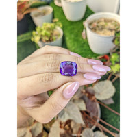 14.86 Ct. Purple Amethyst from Brazil Life Style