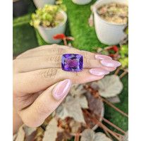 16.75 Ct. Purple Amethyst from Brazil Life Style