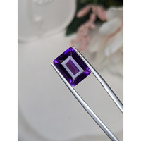5.37 Ct. Purple Amethyst from Brazil Life Style