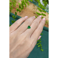 0.98 Ct. Tsavorite Garnet from Tanzania Life Style