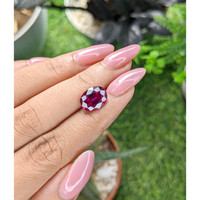4.33 Ct. Purplish Pink Garnet from Tanzania Life Style