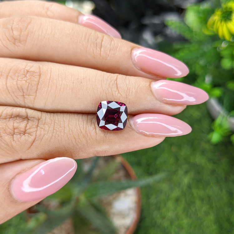 4.57 Ct. Purplish Pink Garnet from Tanzania