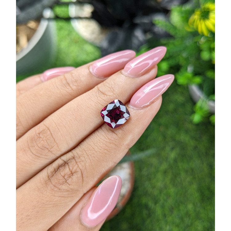 4.57 Ct. Purplish Pink Garnet from Tanzania