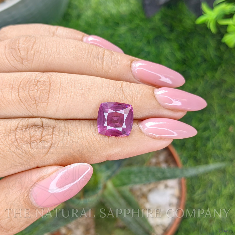 6.38 Ct. Pinkish Purple Rhodolite Garnet from Tanzania