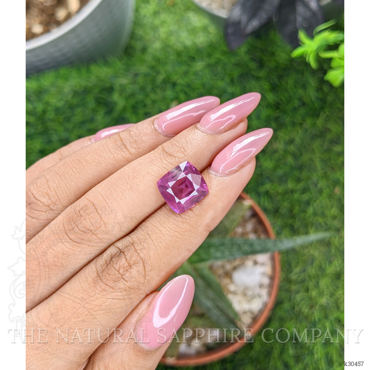 6.38 Ct. Pinkish Purple Rhodolite Garnet from Tanzania
