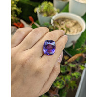 17.84 Ct. Purple Amethyst from Brazil Life Style