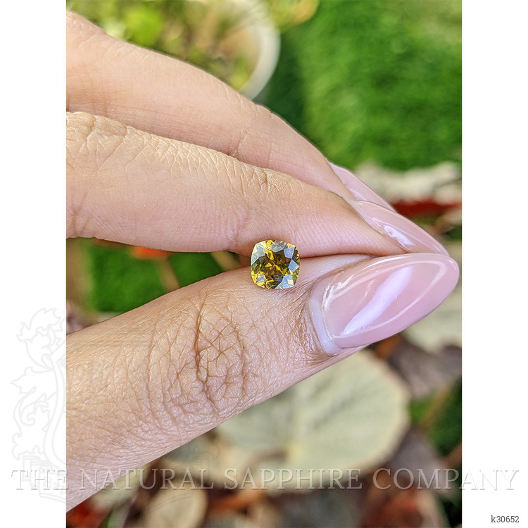 1.00 Ct. Greenish Yellow Chrysoberyl from Ceylon (Sri Lanka)