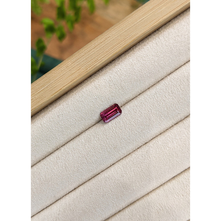 1.18 Ct. Reddish Pink Malaya Garnet from Tanzania