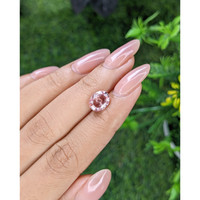 2.51 Ct. Purplish Pink Spinel from Tanzania Life Style