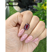 4.51 Ct. Purplish Pink Rhodolite Garnet Life Style