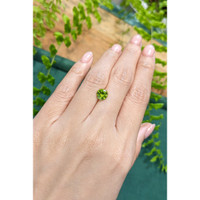 1.47 Ct. Green (Lime Green) Peridot from Burma (Myanmar) Life Style