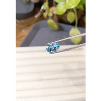 2.74 Ct. Blue Aquamarine from Brazil Life Style