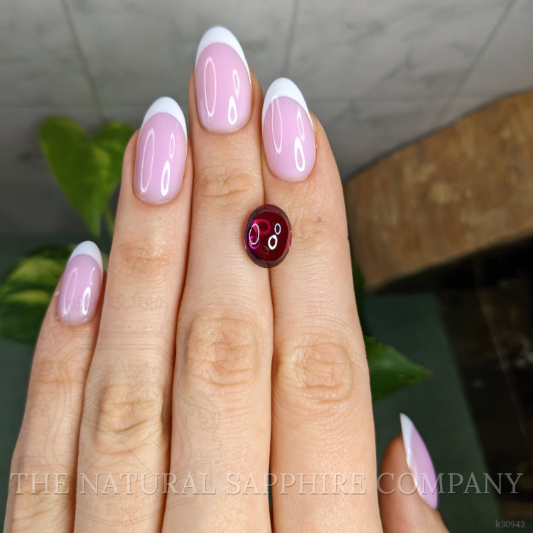 6.73 Ct. Purplish Red Cabochon Rhodolite Garnet from Ceylon (Sri Lanka)