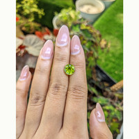 2.95 Ct. Yellowish Green Peridot from Pakistan Life Style
