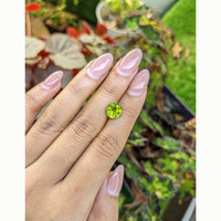 2.95 Ct. Yellowish Green Peridot from Pakistan Life Style