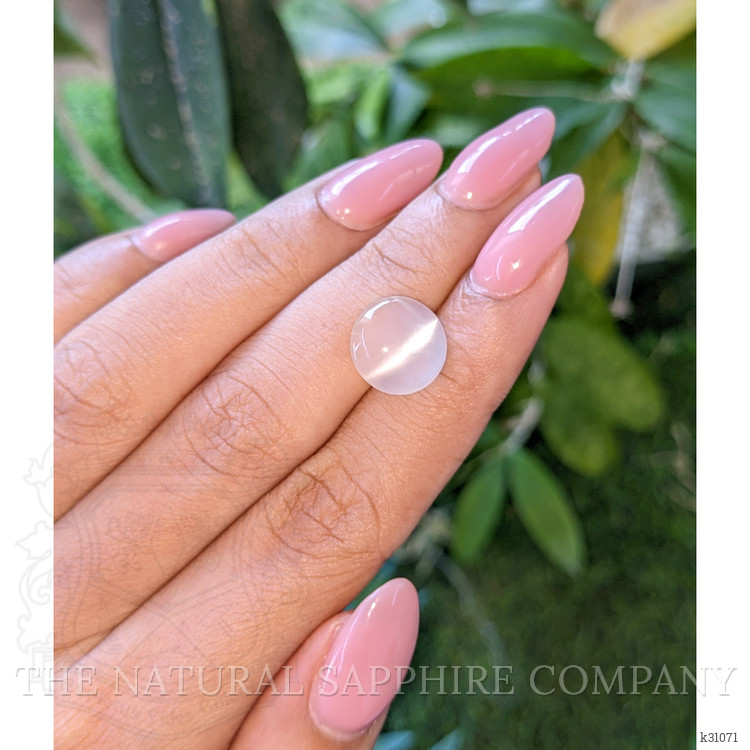 4.50 Ct. White Cabochon Moonstone from Ceylon (Sri Lanka)