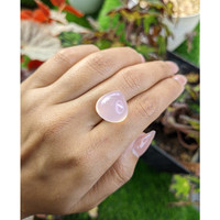 16.20 Ct. Pink Cabochon Rose Quartz from Brazil Life Style