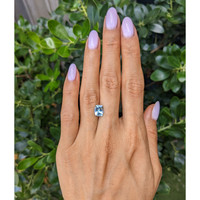 1.52 Ct. Blue Aquamarine from Mozambique Life Style
