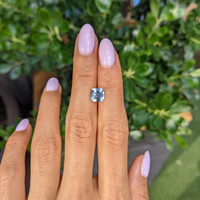 1.46 Ct. Blue Aquamarine from Mozambique Life Style