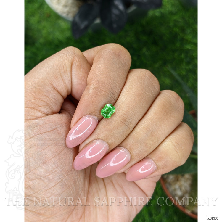 0.90 Ct. Tsavorite Garnet from Tanzania