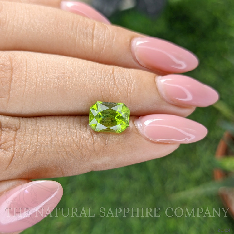 2.90 Ct. Yellowish Green Peridot from Pakistan
