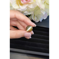 19.10 Ct. Cabochon Chrysoberyl from Ceylon (Sri Lanka) Life Style