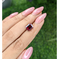 3.17 Ct. Pinkish Red Garnet from Ceylon (Sri Lanka) Life Style