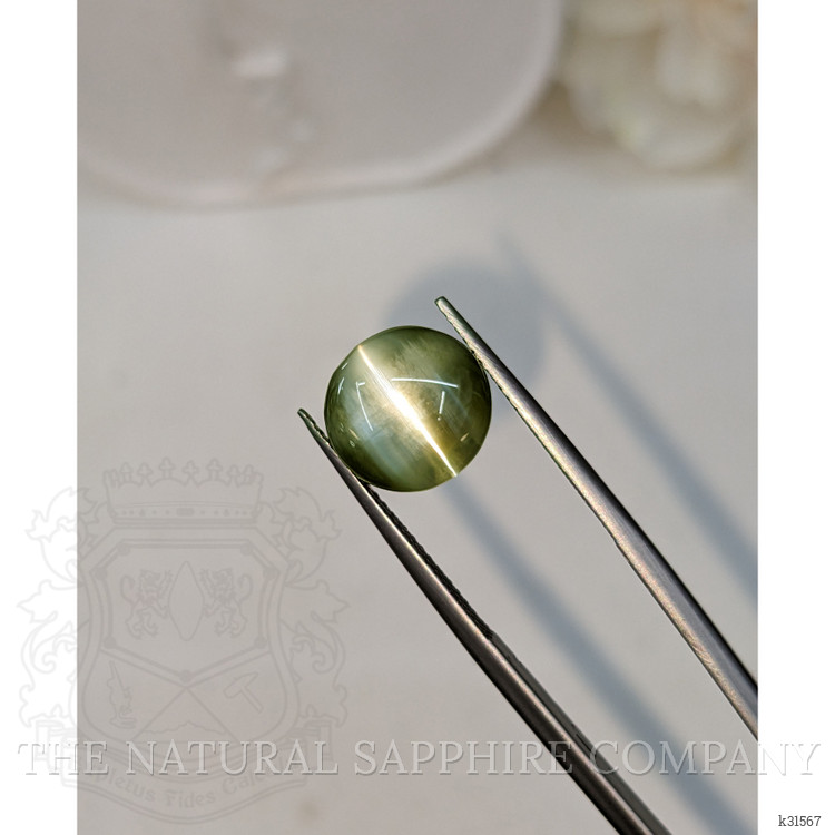 6.87 Ct. Brownish Green Cabochon Chrysoberyl from Ceylon (Sri Lanka)