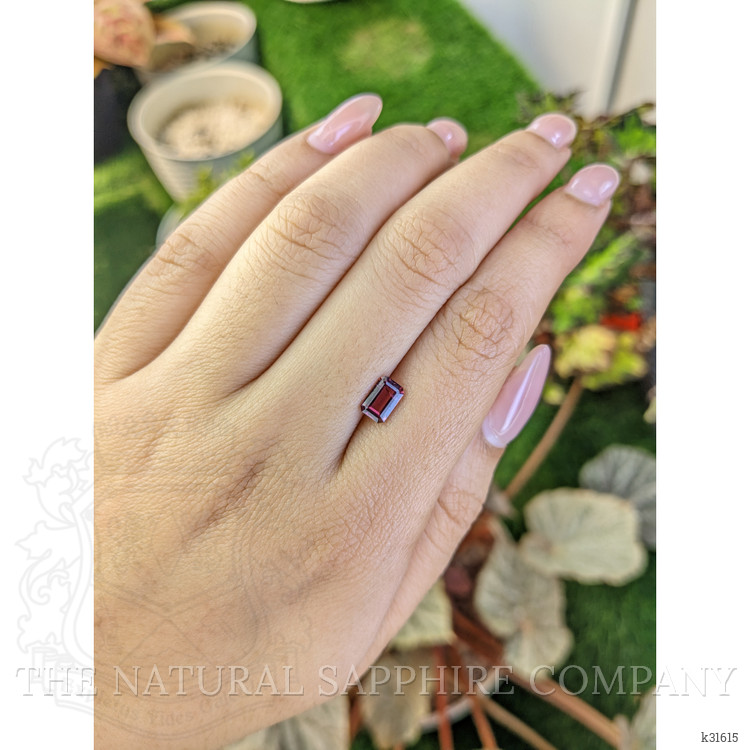 0.96 Ct. Purplish Pink Rhodolite Garnet from Ceylon (Sri Lanka)
