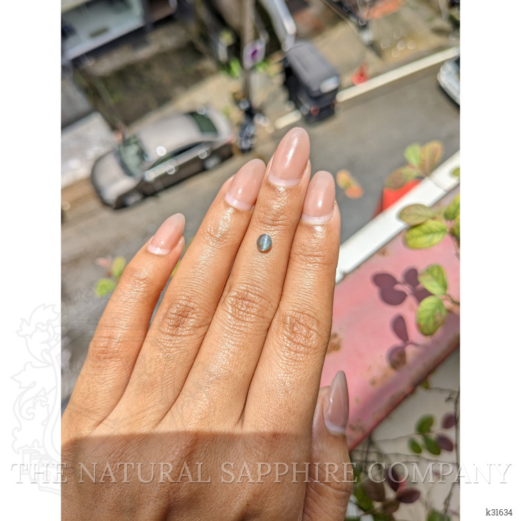 0.56 Ct. Cabochon Alexandrite from Ceylon (Sri Lanka)