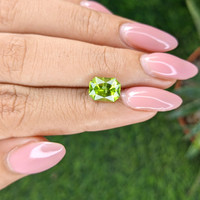 2.60 Ct. Yellowish Green Peridot from Pakistan Life Style