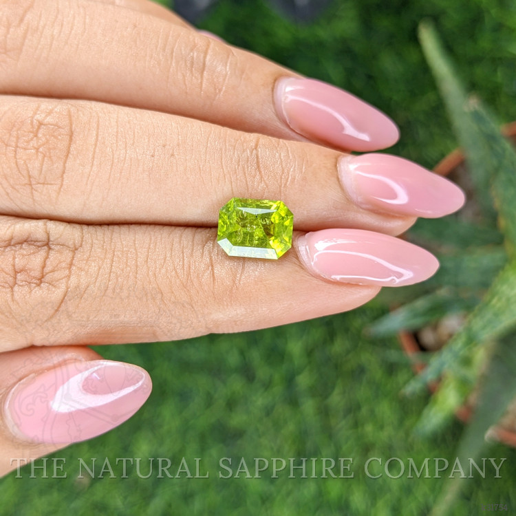 2.50 Ct. Yellowish Green Peridot from Pakistan