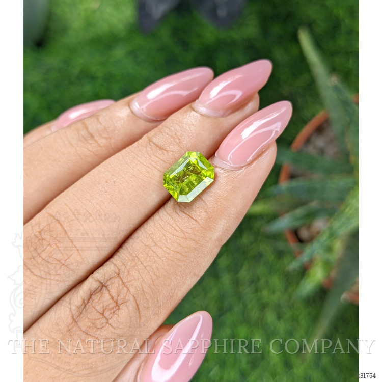 2.50 Ct. Yellowish Green Peridot from Pakistan