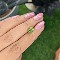 1.46 Ct. Yellowish Green Peridot from Pakistan Life Style