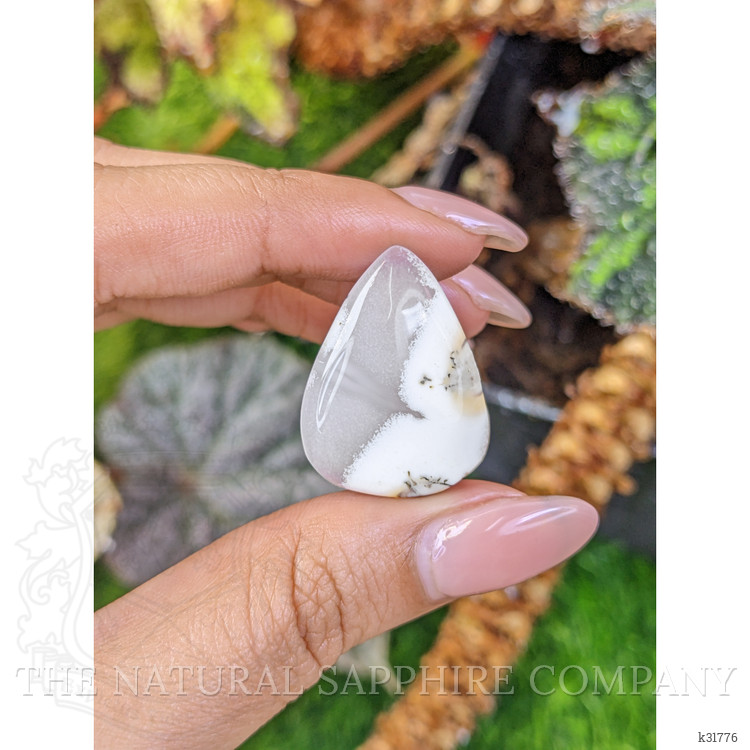 22.78 Ct. Multi Color Cabochon Agate from Madagascar