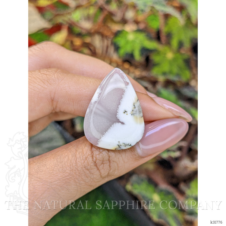 22.78 Ct. Multi Color Cabochon Agate from Madagascar
