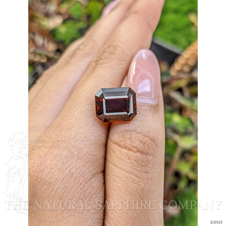 11.06 Ct. Red Garnet from Ceylon (Sri Lanka)
