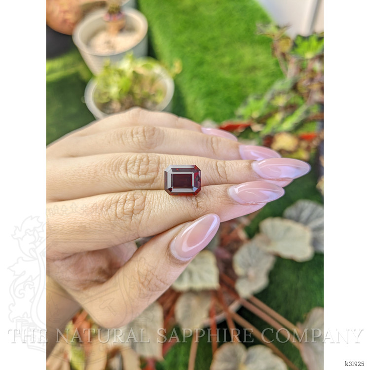 11.06 Ct. Red Garnet from Ceylon (Sri Lanka)