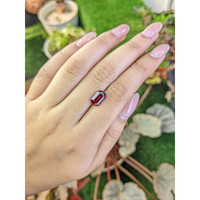 3.18 Ct. Purplish Pink Garnet from Ceylon (Sri Lanka) Life Style
