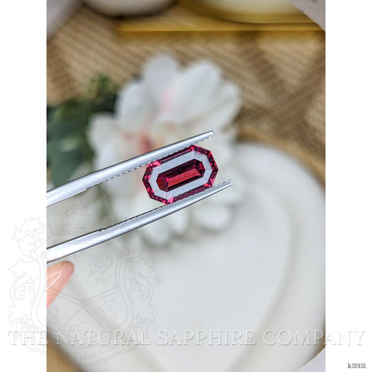 3.18 Ct. Purplish Pink Garnet from Ceylon (Sri Lanka)