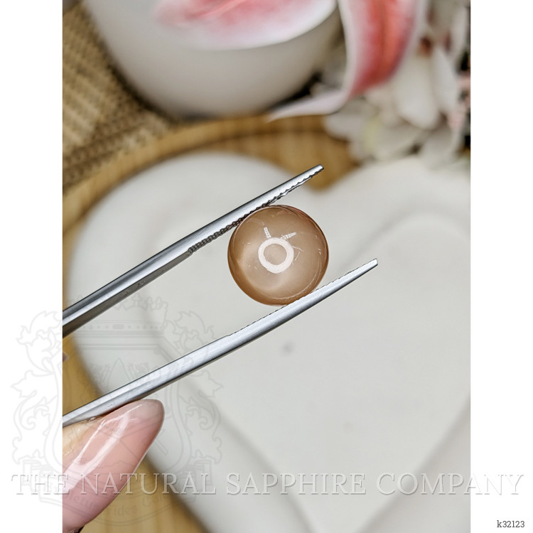 8.93 Ct. Brown Cabochon Moonstone from Ceylon (Sri Lanka)